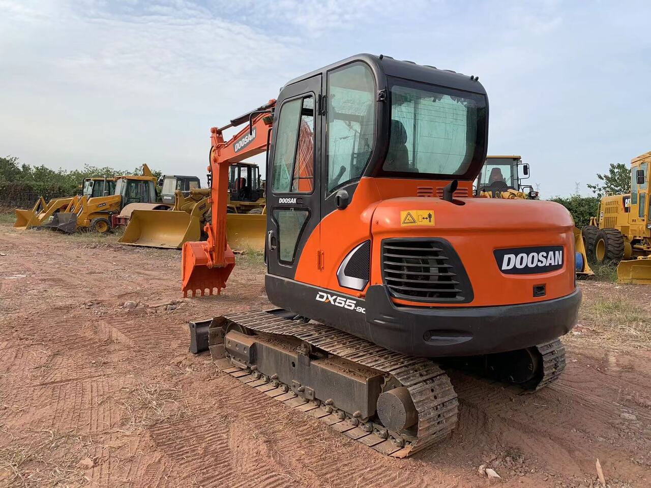 DOOSAN DX55 excavator - 挖掘机:图2 DOOSAN DX55 excavator - 挖掘机:图2