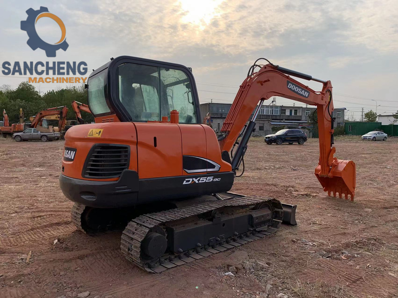 DOOSAN DX55 - 挖掘机:图5 DOOSAN DX55 - 挖掘机:图5