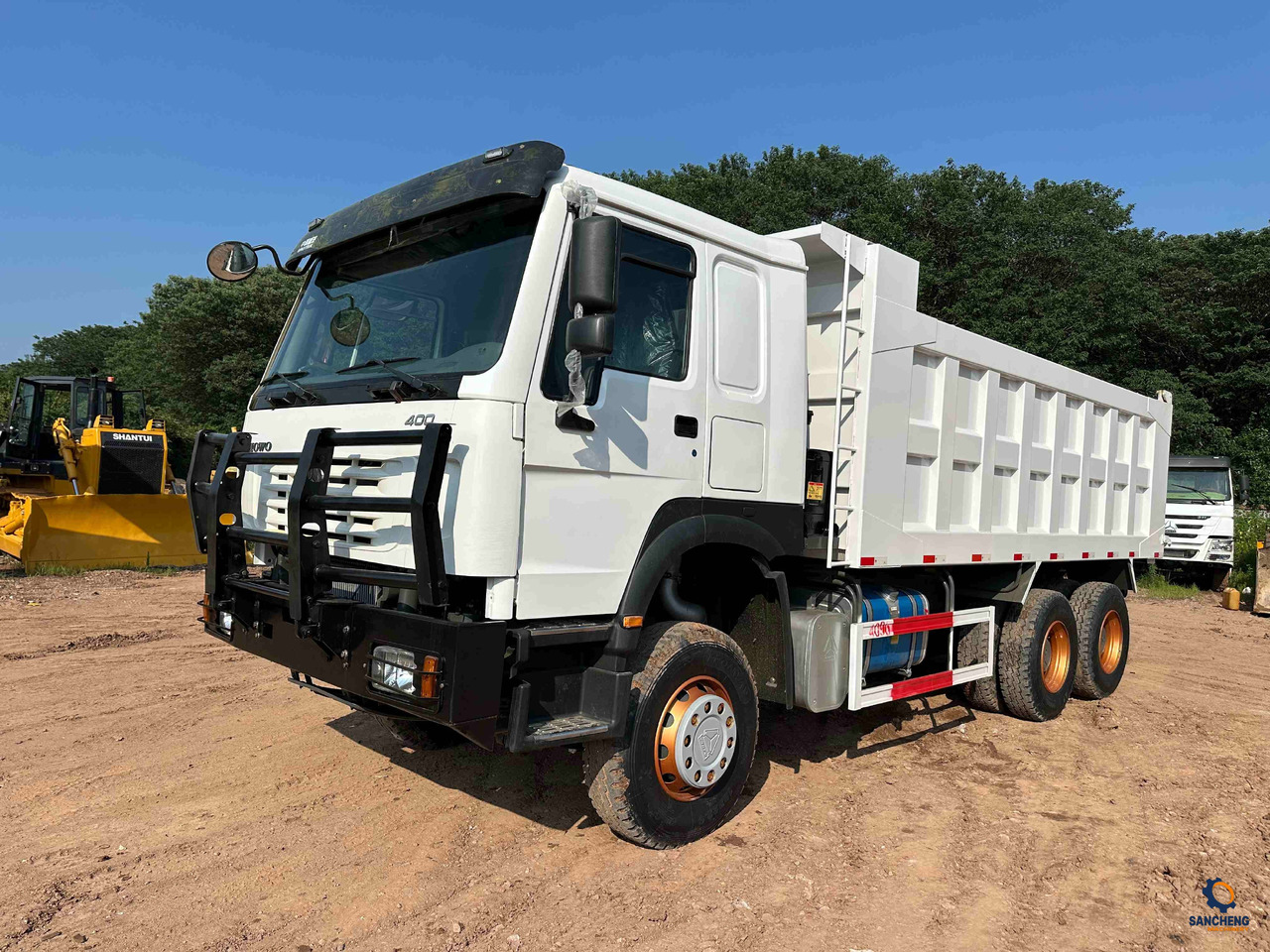 HOWO 400 With Bumper - 翻斗车:图5 HOWO 400 With Bumper - 翻斗车:图5