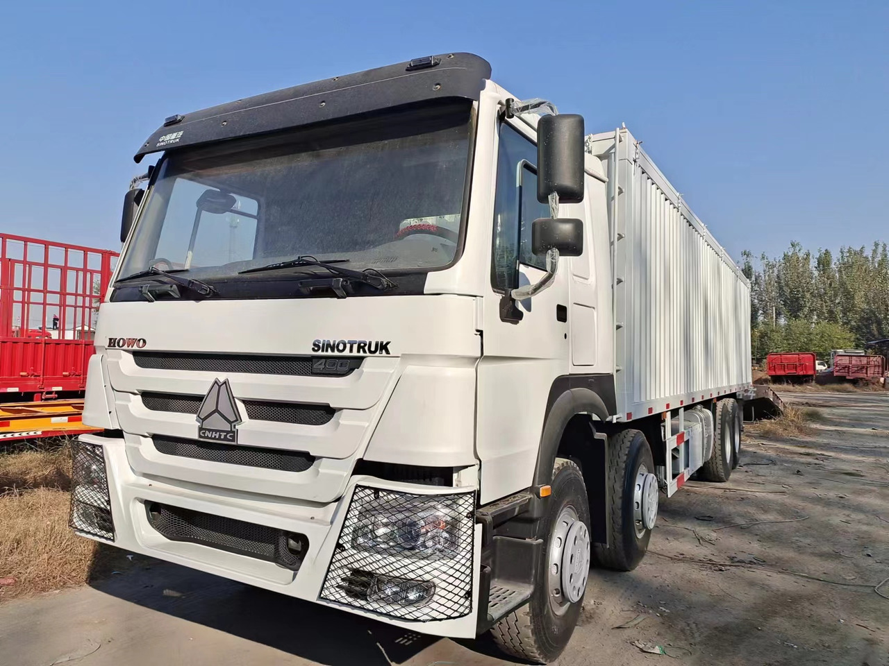 SINOTRUK 400 HOWO Box truck - 等温卡车:图2 SINOTRUK 400 HOWO Box truck - 等温卡车:图2