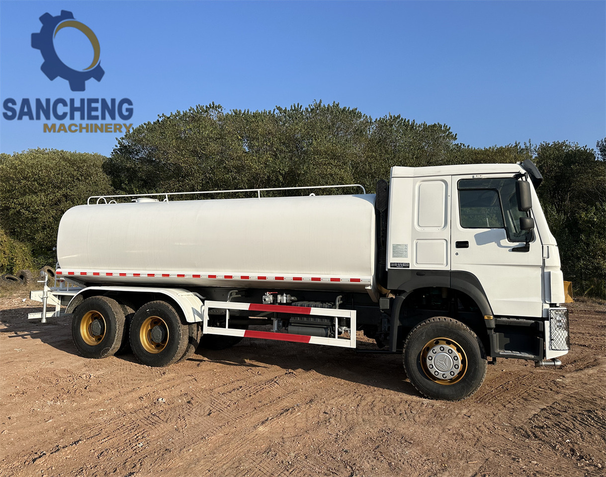 SINOTRUK HOWO 370HP 6x4 Water Tank Truck - 罐车:图3 SINOTRUK HOWO 370HP 6x4 Water Tank Truck - 罐车:图3