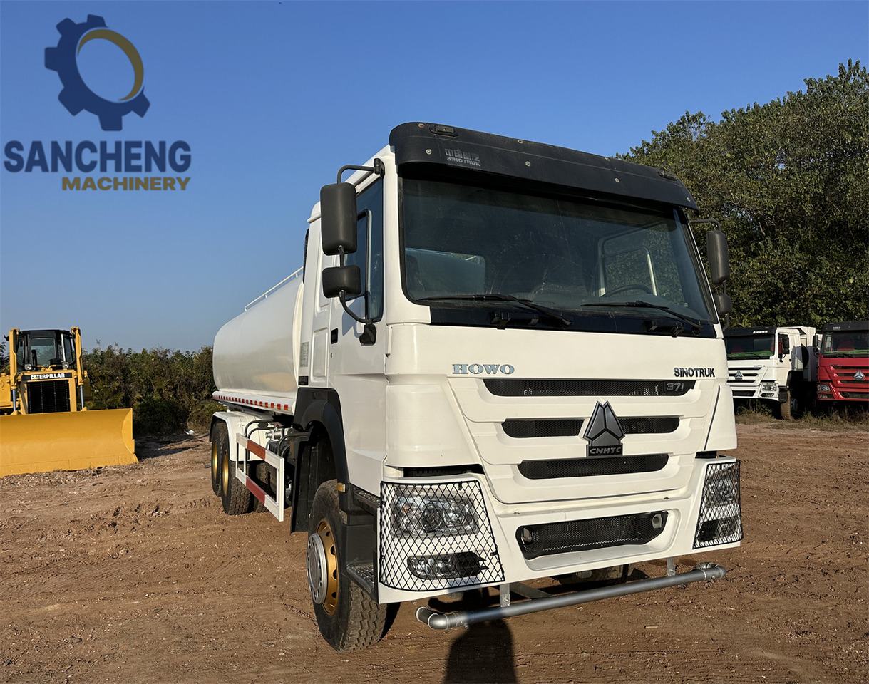SINOTRUK HOWO 371 6x4 Water Tanker Truck - 罐车:图3 SINOTRUK HOWO 371 6x4 Water Tanker Truck - 罐车:图3