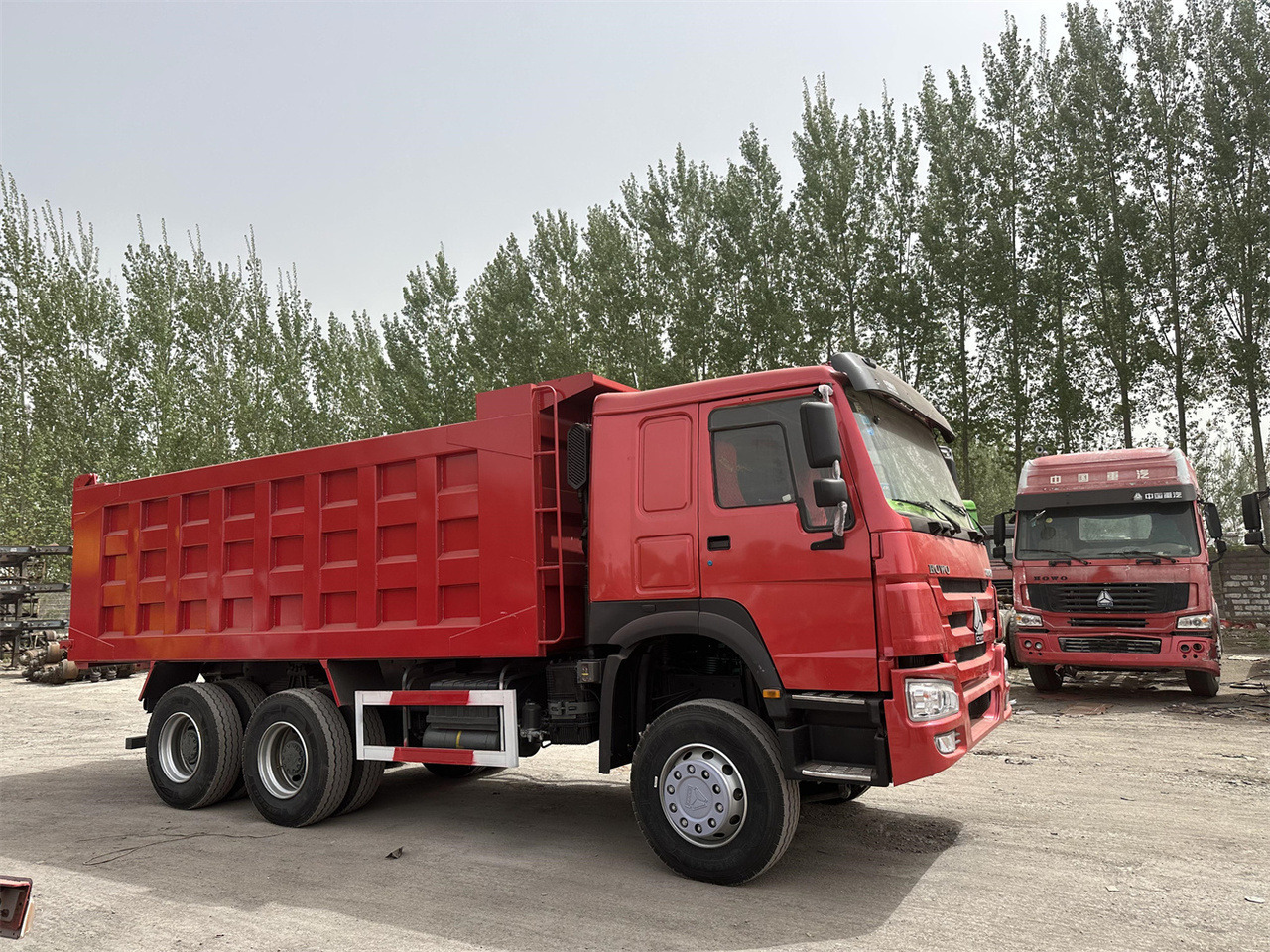 SINOTRUK Howo Dump truck 371 - 翻斗车:图2 SINOTRUK Howo Dump truck 371 - 翻斗车:图2