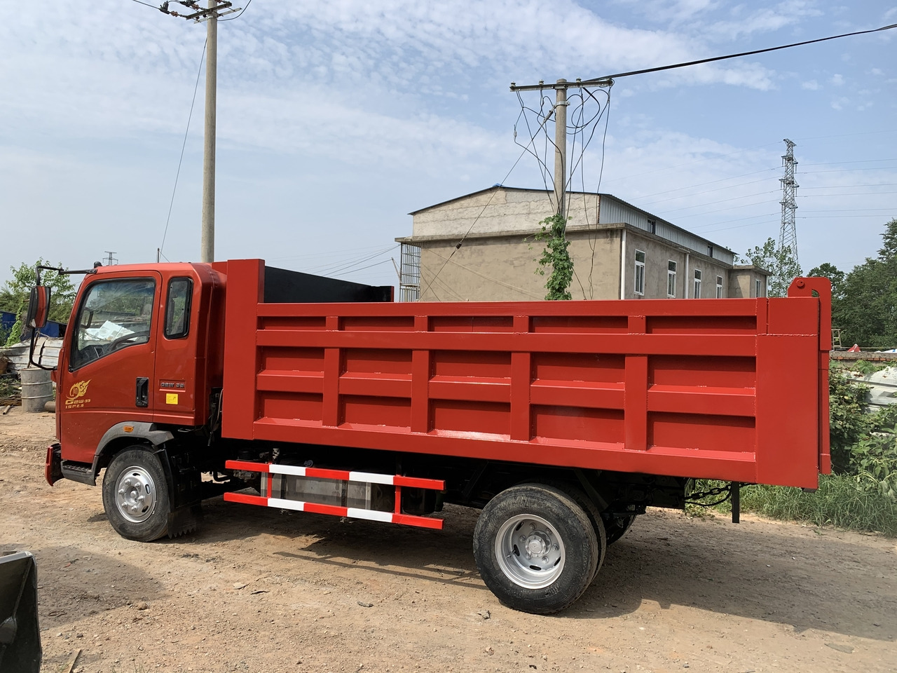 SINOTRUK Howo Dump truck 4x2 - 翻斗车:图4 SINOTRUK Howo Dump truck 4x2 - 翻斗车:图4