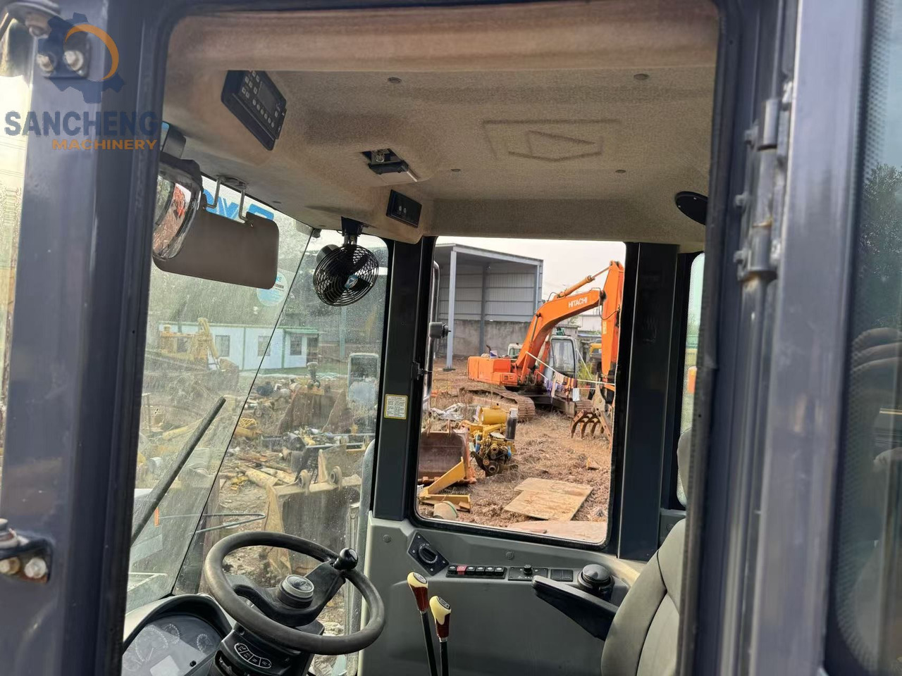 XCMG LW500F - 轮式装载机:图5 XCMG LW500F - 轮式装载机:图5