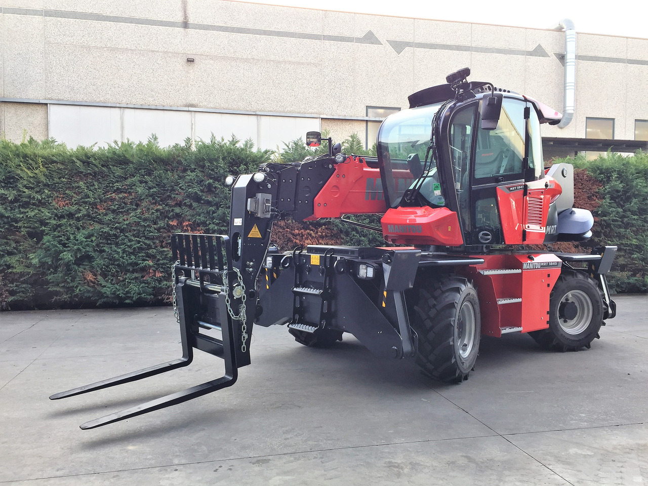 Manitou MRT 1845 360° 115D VISION - 伸缩臂叉装车:图1 Manitou MRT 1845 360° 115D VISION - 伸缩臂叉装车:图1