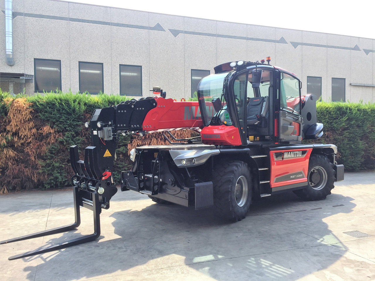 Manitou MRT 2260 VISION+ - 伸缩臂叉装车:图1 Manitou MRT 2260 VISION+ - 伸缩臂叉装车:图1