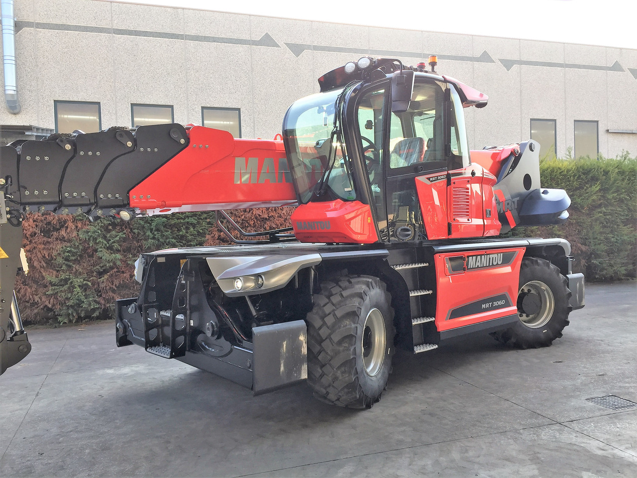Manitou MRT 3060 VISION+ - 伸缩臂叉装车:图2 Manitou MRT 3060 VISION+ - 伸缩臂叉装车:图2