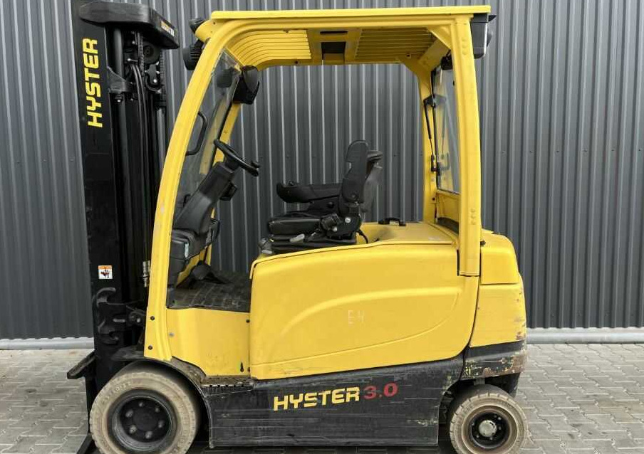 Hyster J3.0XN - 电动叉车:图2 Hyster J3.0XN - 电动叉车:图2