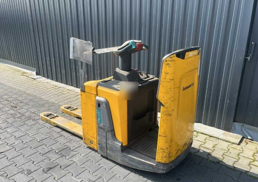 Jungheinrich ERE120 - 码垛车:图3 Jungheinrich ERE120 - 码垛车:图3