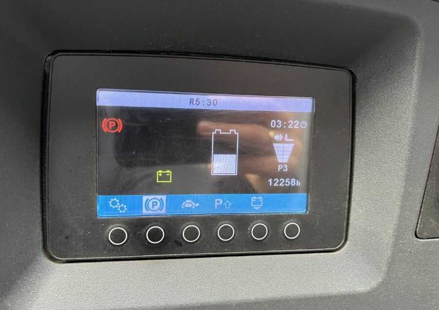 Jungheinrich ETV214 - 前移式叉车:图5 Jungheinrich ETV214 - 前移式叉车:图5