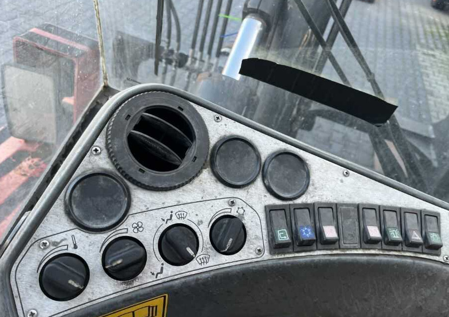 Kalmar DCE120-12 - 柴油叉车:图5 Kalmar DCE120-12 - 柴油叉车:图5