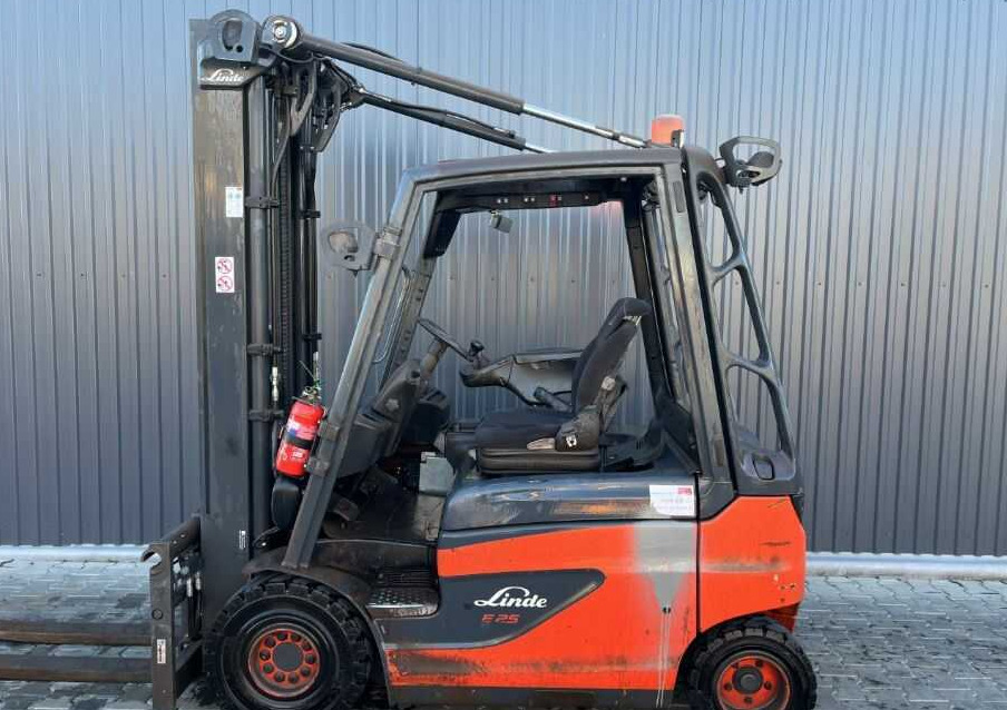 Linde E25-01 - 电动叉车:图2 Linde E25-01 - 电动叉车:图2