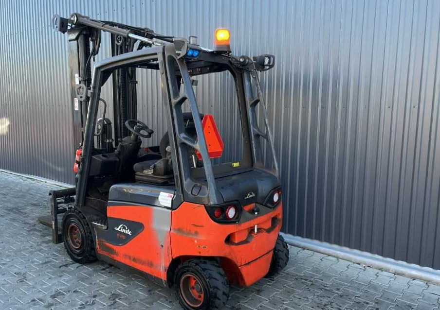 Linde E25-01 - 电动叉车:图3 Linde E25-01 - 电动叉车:图3