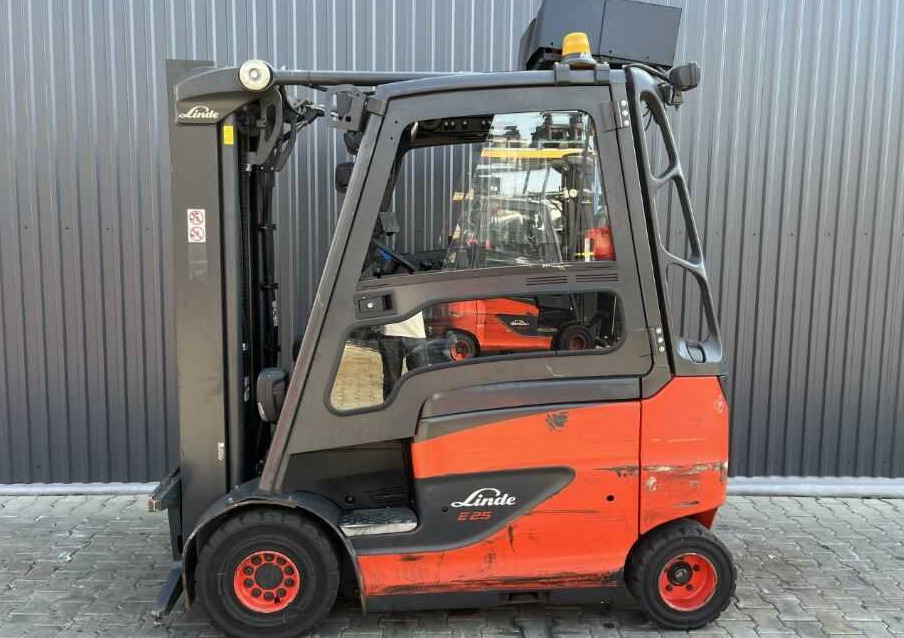 Linde E25H-01/600 - 电动叉车:图2 Linde E25H-01/600 - 电动叉车:图2