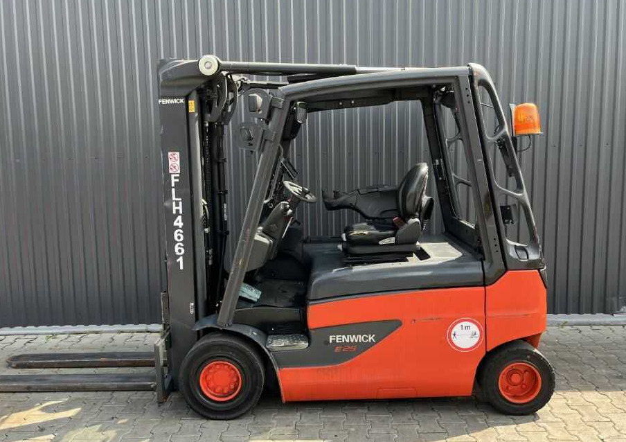 Linde E25L-02 - 电动叉车:图2 Linde E25L-02 - 电动叉车:图2