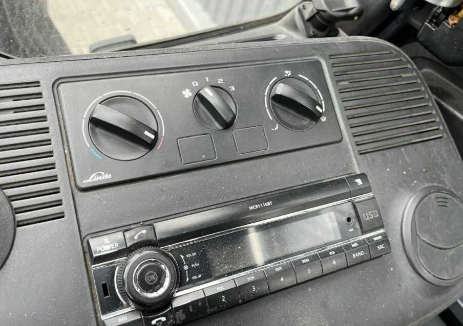 Linde E40/600HL - 电动叉车:图4 Linde E40/600HL - 电动叉车:图4