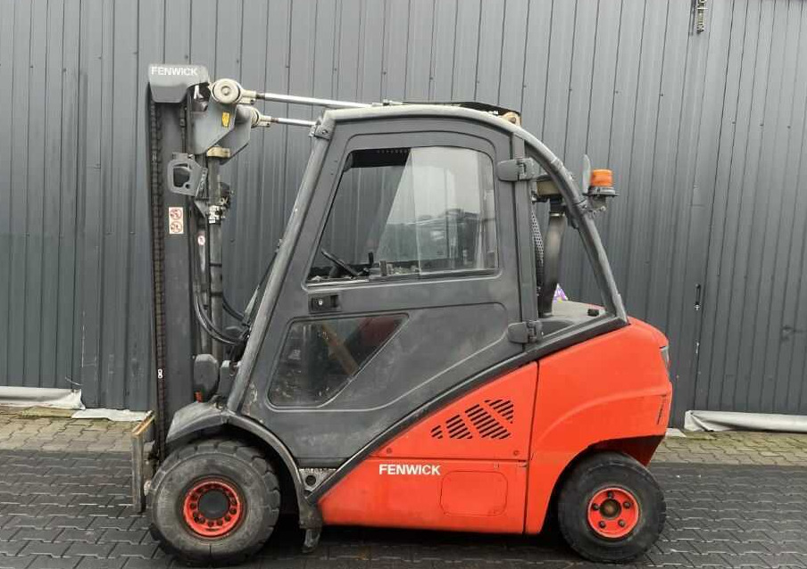 Linde H25D-01 - 柴油叉车:图2 Linde H25D-01 - 柴油叉车:图2