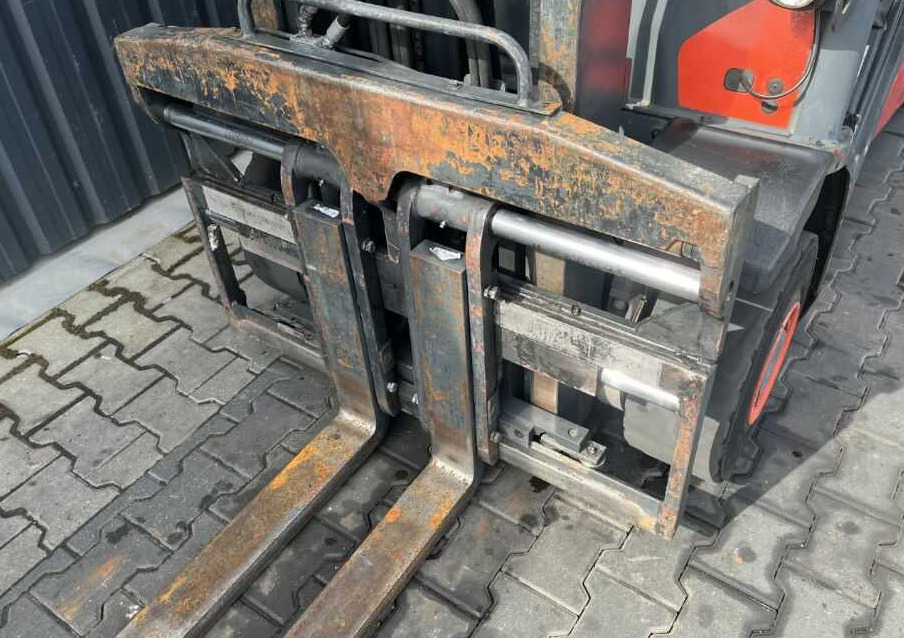 液化石油气叉车 Linde H25T-02:图7 液化石油气叉车 Linde H25T-02:图7