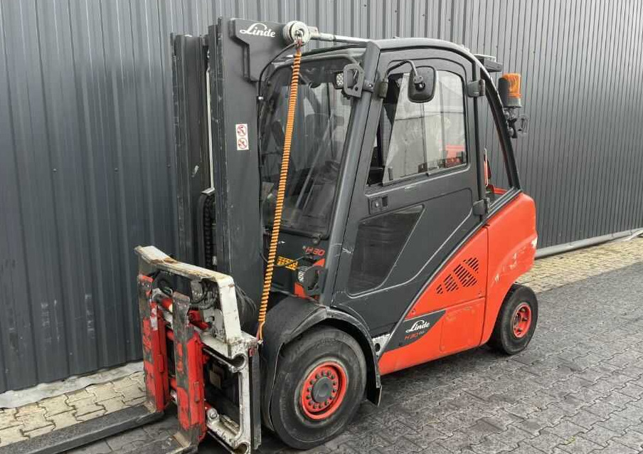 Linde H30T-02 - 液化石油气叉车:图1 Linde H30T-02 - 液化石油气叉车:图1