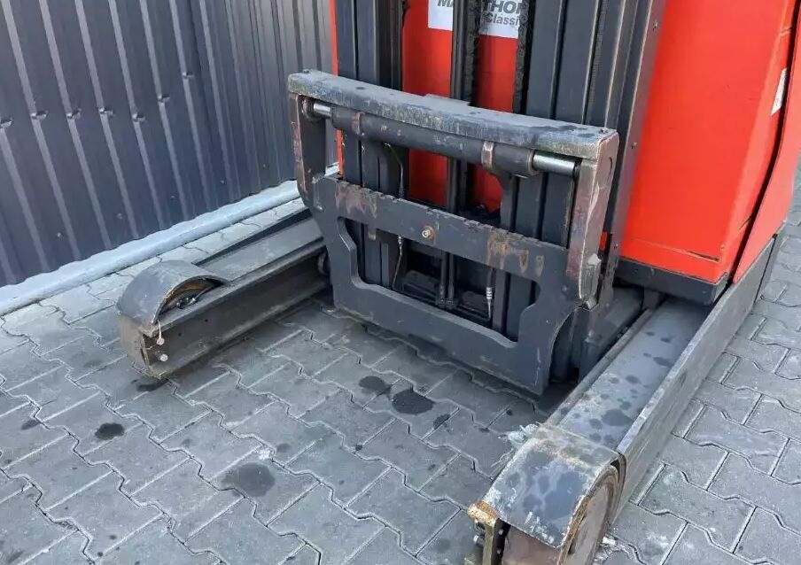 前移式叉车 Linde R14-01:图8 前移式叉车 Linde R14-01:图8