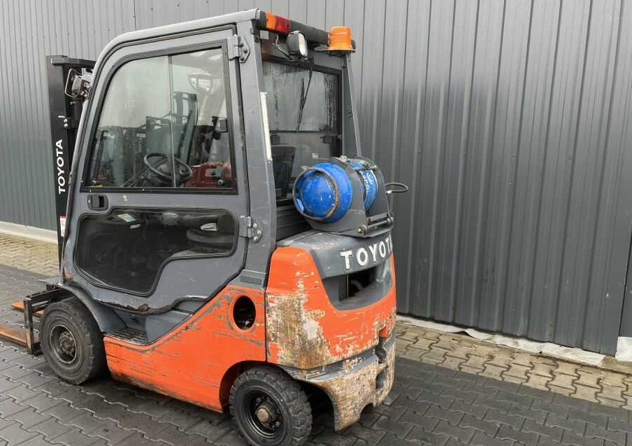 Toyota 8FGF15 - 液化石油气叉车:图3 Toyota 8FGF15 - 液化石油气叉车:图3