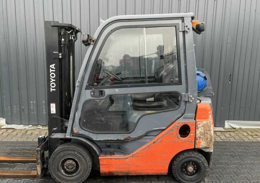 Toyota 8FGF15 - 液化石油气叉车:图2 Toyota 8FGF15 - 液化石油气叉车:图2