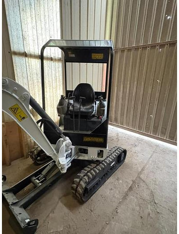 Bobcat E14 - 小型挖掘机:图3 Bobcat E14 - 小型挖掘机:图3