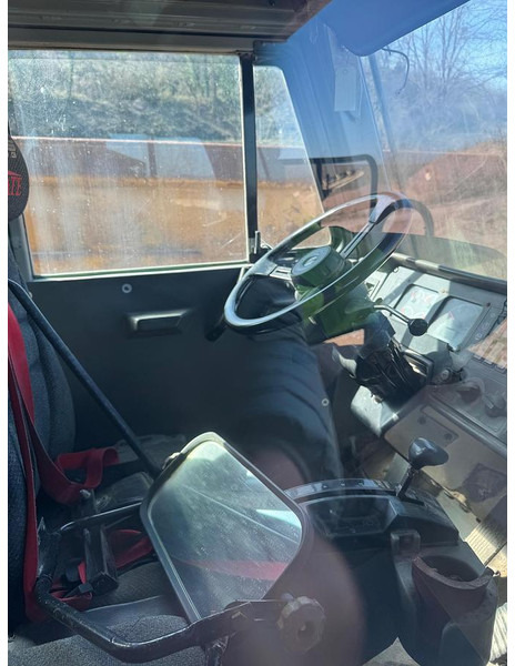 Caterpillar 769D - 驾驶室和内部 适用于 备件:图2 Caterpillar 769D - 驾驶室和内部 适用于 备件:图2