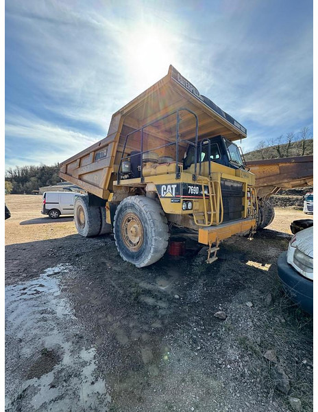 Caterpillar 769D - 驾驶室和内部 适用于 备件:图3 Caterpillar 769D - 驾驶室和内部 适用于 备件:图3