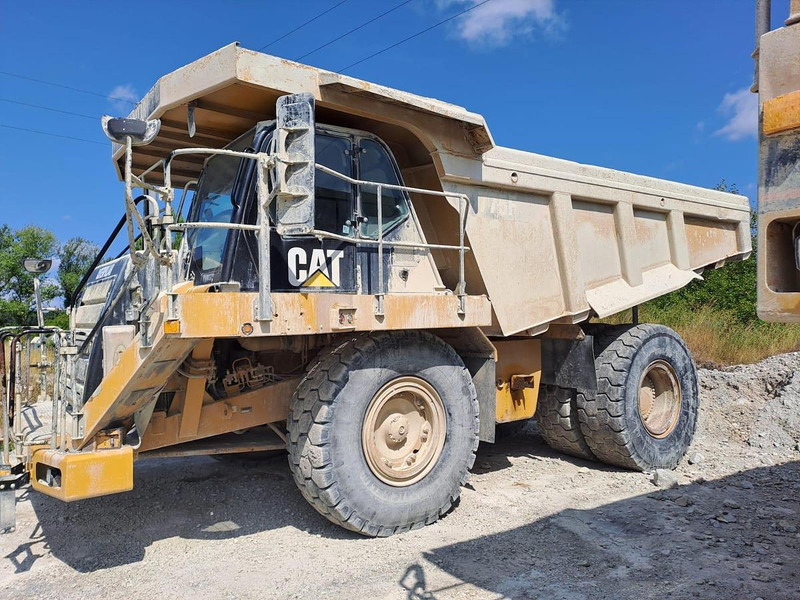 Caterpillar 775F - 未铰接自卸车/ 运石车:图3 Caterpillar 775F - 未铰接自卸车/ 运石车:图3