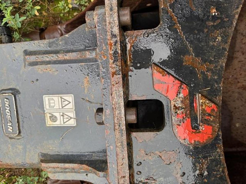 Doosan HB08 - 液压锤:图5 Doosan HB08 - 液压锤:图5