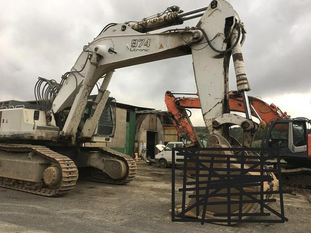 Liebherr R974B SHD - 挖掘机:图2 Liebherr R974B SHD - 挖掘机:图2
