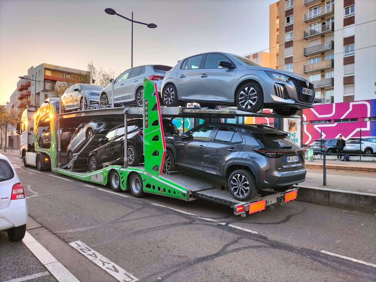 新的 自动转运半拖车 Car Carrier：图6