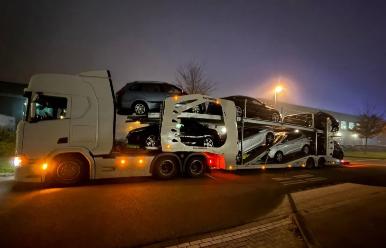 新的 自动转运半拖车 Car Carrier：图7
