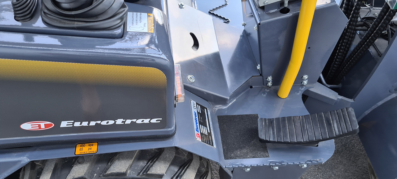 Eurotrac W10 Radlader Hoflader - 紧凑型装载机:图4 Eurotrac W10 Radlader Hoflader - 紧凑型装载机:图4