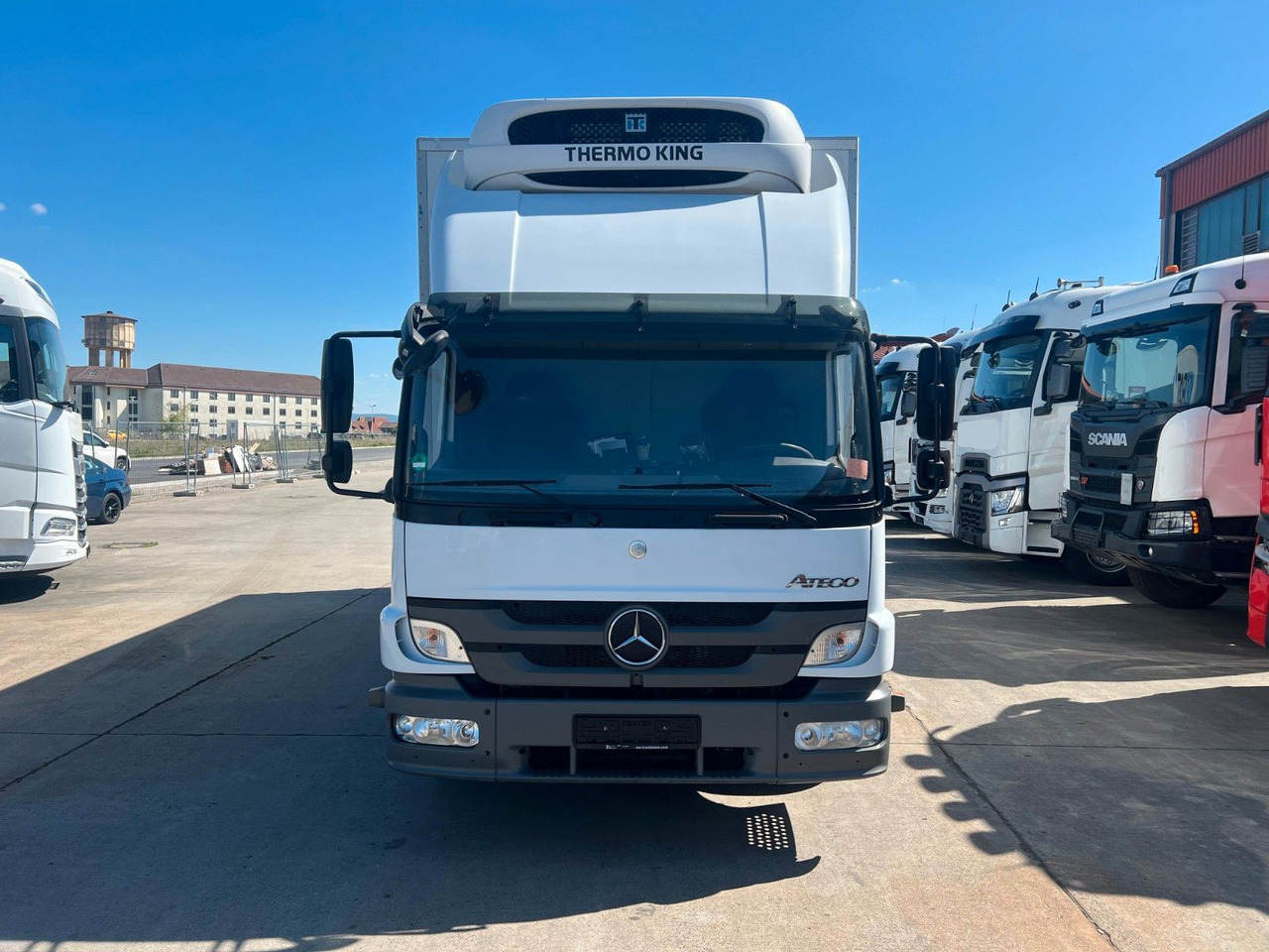 Mercedes-Benz Atego 1224 * KLIMA * THERMO KING * BÄR 1,5t * - 冷藏车:图2 Mercedes-Benz Atego 1224 * KLIMA * THERMO KING * BÄR 1,5t * - 冷藏车:图2