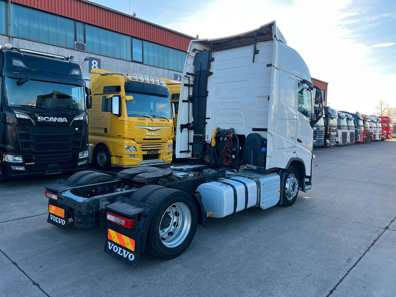 Volvo FH 460 * LOWLINER * RETARDER * VOLLLUFTFEDERUNG - 牵引车:图5 Volvo FH 460 * LOWLINER * RETARDER * VOLLLUFTFEDERUNG - 牵引车:图5