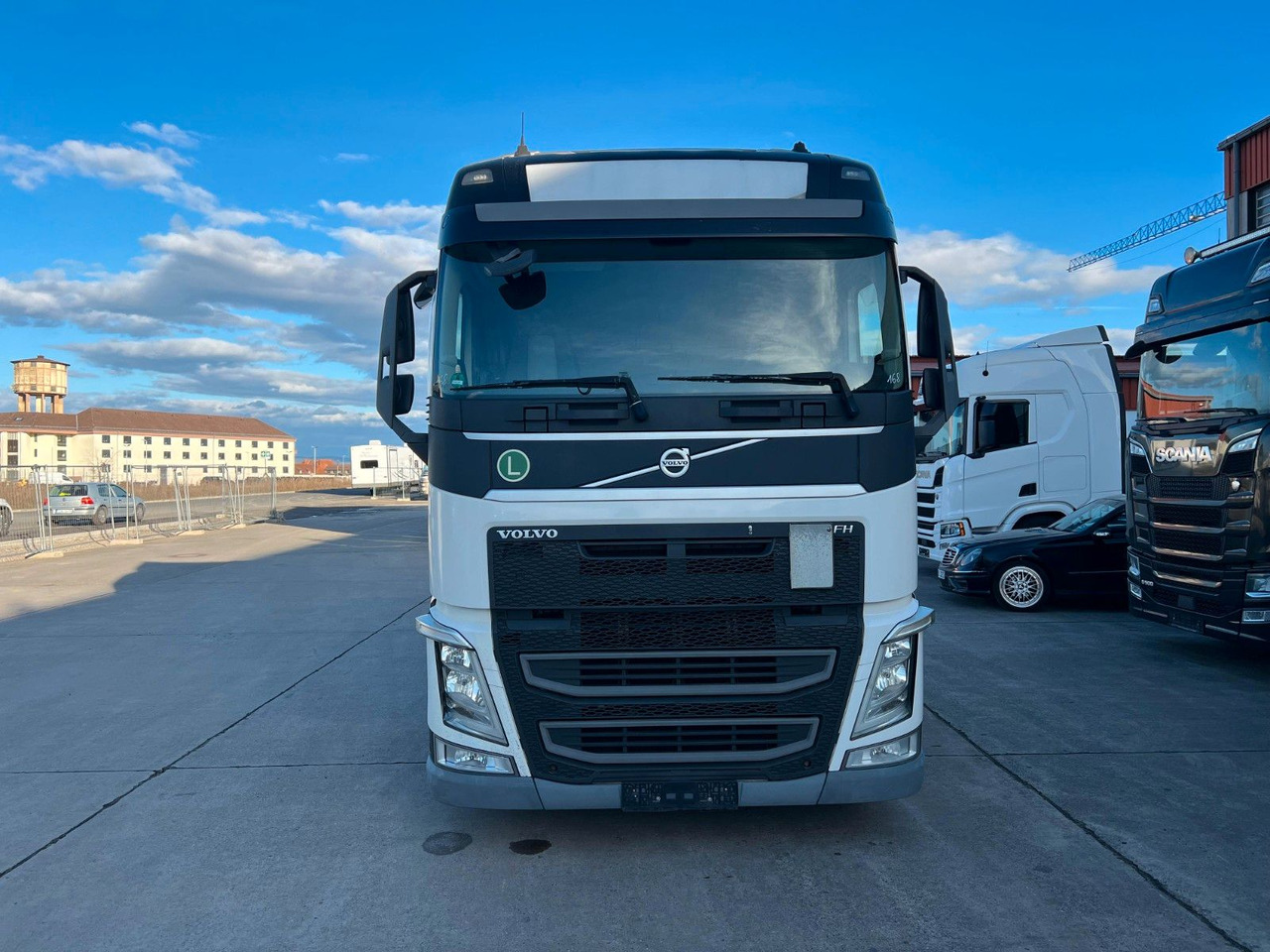 Volvo FH 460 * LOWLINER * RETARDER * VOLLLUFTFEDERUNG - 牵引车:图2 Volvo FH 460 * LOWLINER * RETARDER * VOLLLUFTFEDERUNG - 牵引车:图2