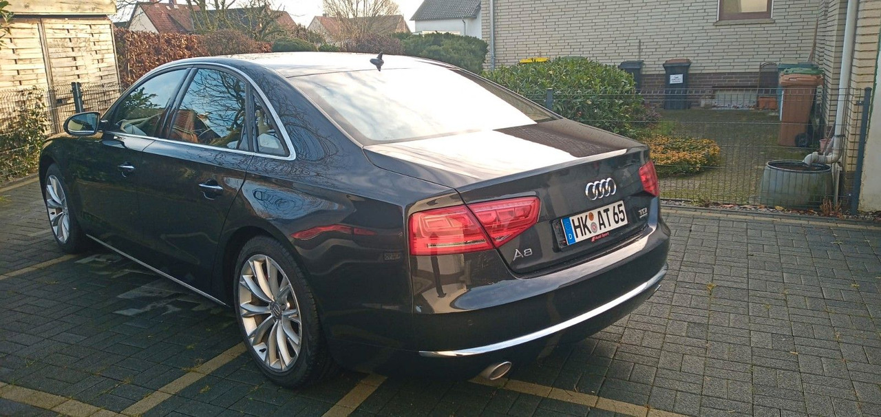 Audi A8 4.2 TDI tiptronic quattro - 轿车:图3 Audi A8 4.2 TDI tiptronic quattro - 轿车:图3