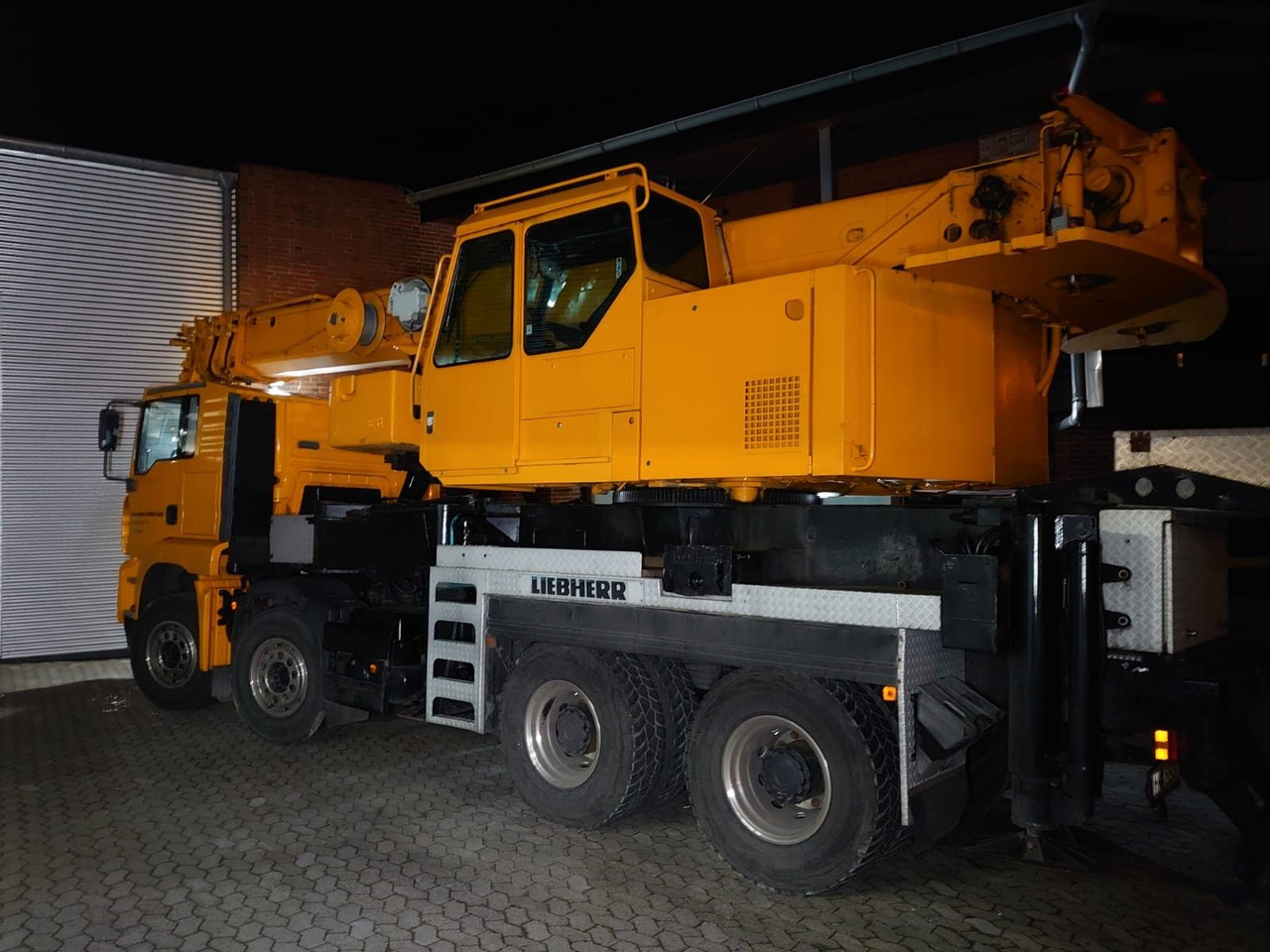 MAN 35.390 LTF 1030-1035-1040 - 拖吊车:图3 MAN 35.390 LTF 1030-1035-1040 - 拖吊车:图3