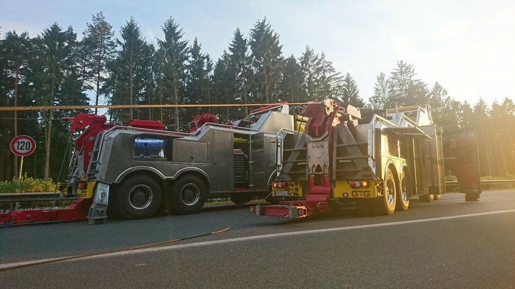 Mercedes-Benz Arocs 4163 8x4 G&G Heavy Wrecker Mercedes-Benz Arocs 4163 8x4 G&G Heavy Wrecker - 拖吊车:图2 Mercedes-Benz Arocs 4163 8x4 G&G Heavy Wrecker Mercedes-Benz Arocs 4163 8x4 G&G Heavy Wrecker - 拖吊车:图2