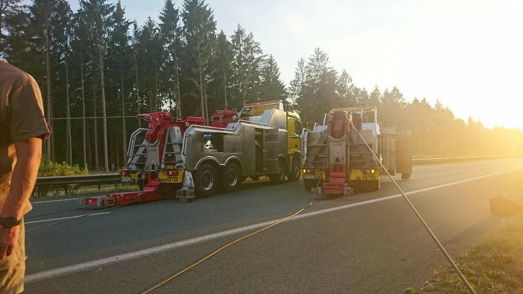 Mercedes-Benz Arocs 8x8 4153 G&G Wrecker Mercedes-Benz Arocs 8x8 4153 G&G Wrecker - 拖吊车:图2 Mercedes-Benz Arocs 8x8 4153 G&G Wrecker Mercedes-Benz Arocs 8x8 4153 G&G Wrecker - 拖吊车:图2
