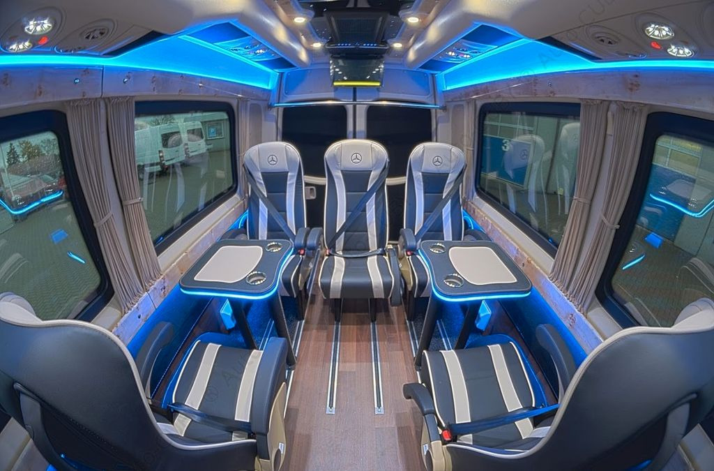 Mercedes-Benz Sprinter 319 VIP 8+1 Mercedes-Benz Sprinter 319 VIP 8+1 - 小型巴士, 小型客车:图3 Mercedes-Benz Sprinter 319 VIP 8+1 Mercedes-Benz Sprinter 319 VIP 8+1 - 小型巴士, 小型客车:图3