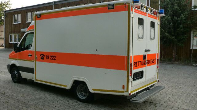 Mercedes-Benz Sprinter 516 CDI /on Stock / Mercedes-Benz Sprinter 516 CDI /on Stock / - 救护车:图5 Mercedes-Benz Sprinter 516 CDI /on Stock / Mercedes-Benz Sprinter 516 CDI /on Stock / - 救护车:图5