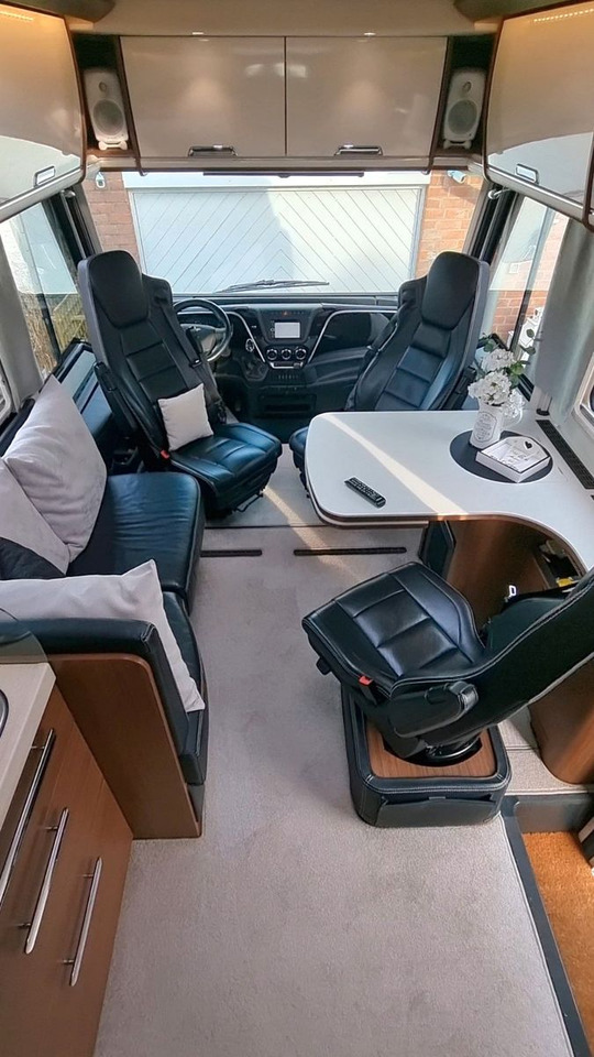 Niesmann + Bischoff Flair 880 BE Niesmann + Bischoff Flair 880 BE - 集成房车:图3 Niesmann + Bischoff Flair 880 BE Niesmann + Bischoff Flair 880 BE - 集成房车:图3
