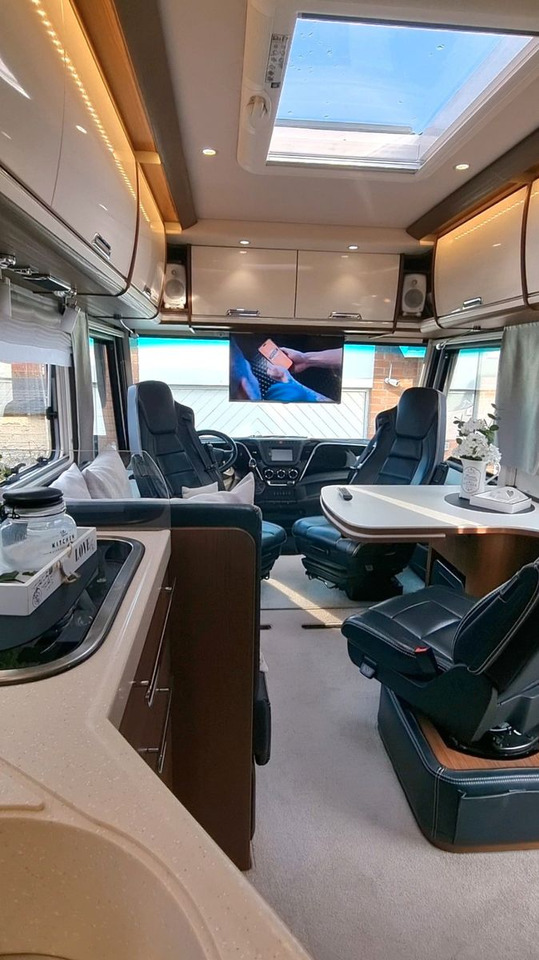 Niesmann + Bischoff Flair 880 BE - 集成房车:图3 Niesmann + Bischoff Flair 880 BE - 集成房车:图3
