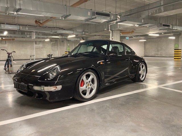 Porsche 993 4S - 轿跑车:图4 Porsche 993 4S - 轿跑车:图4