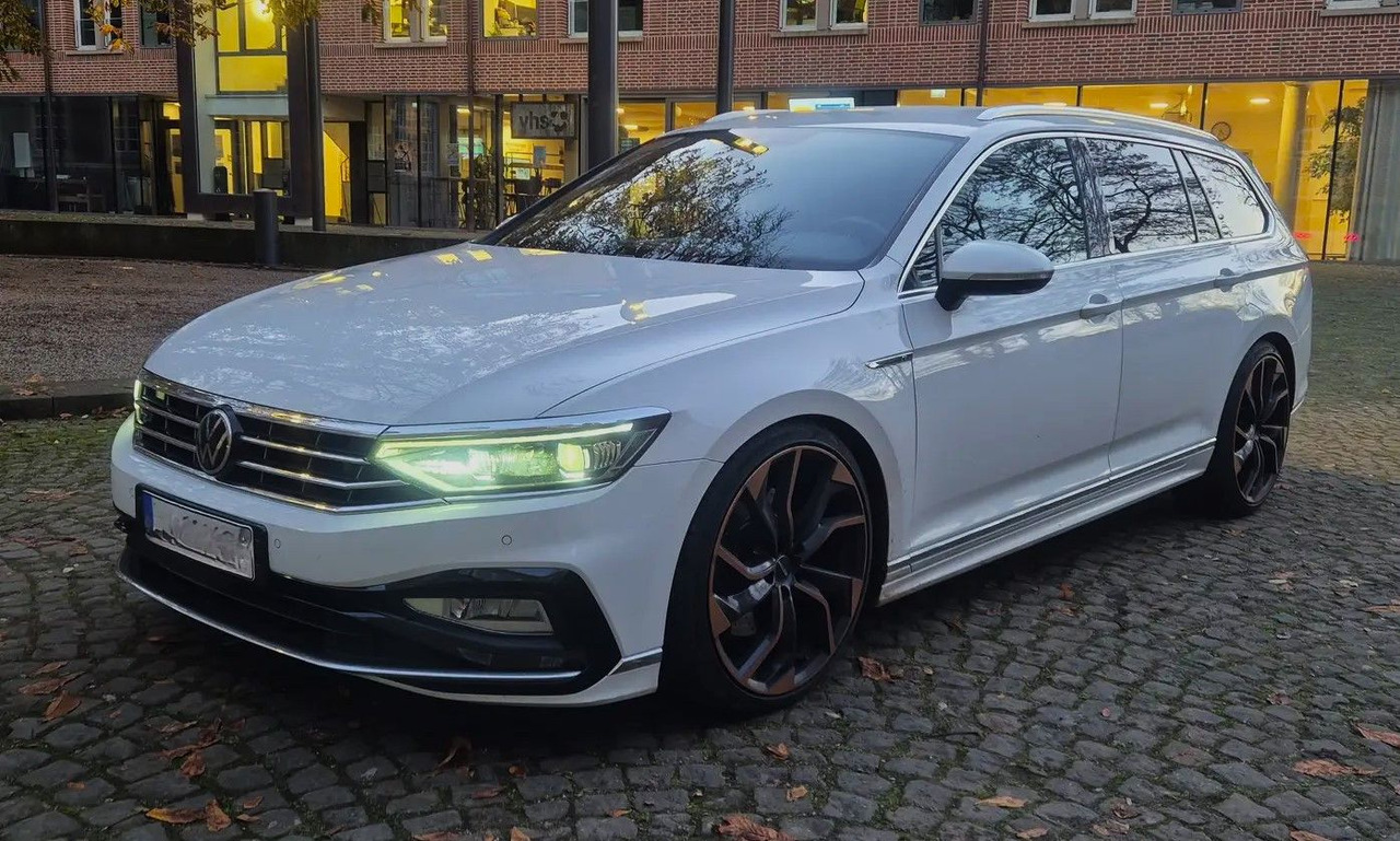 Volkswagen Passat 4-motion R line 9x20 Zoll - 旅行车:图1 Volkswagen Passat 4-motion R line 9x20 Zoll - 旅行车:图1