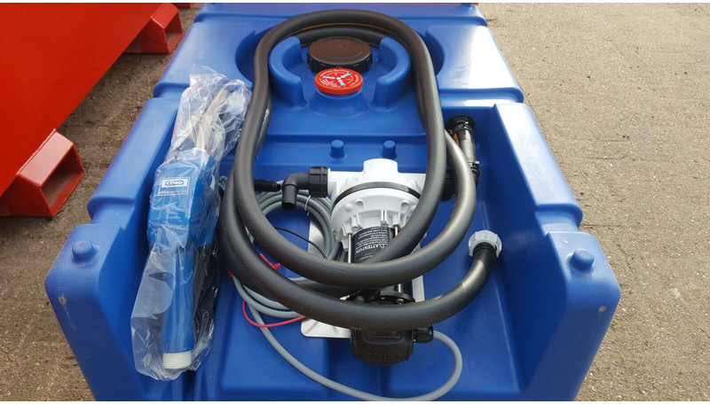 ADBLUE tank - 罐车:图3 ADBLUE tank - 罐车:图3